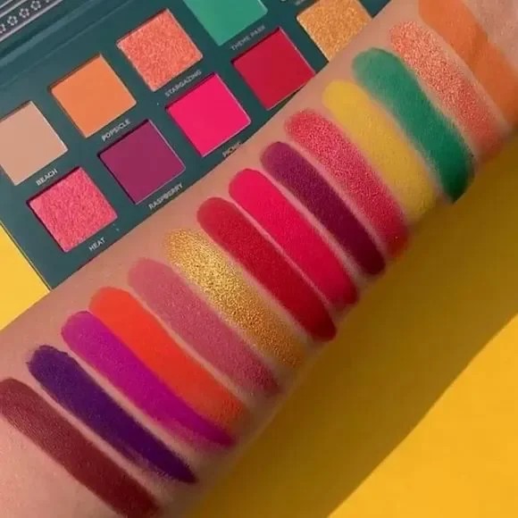 Ace Beauty Nostalgia Palette - Picture 9 of 9